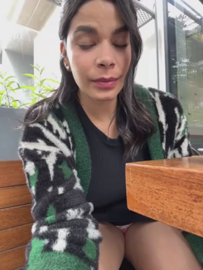 Leah_Honey26