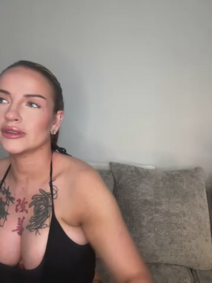 Nikki__Foxx