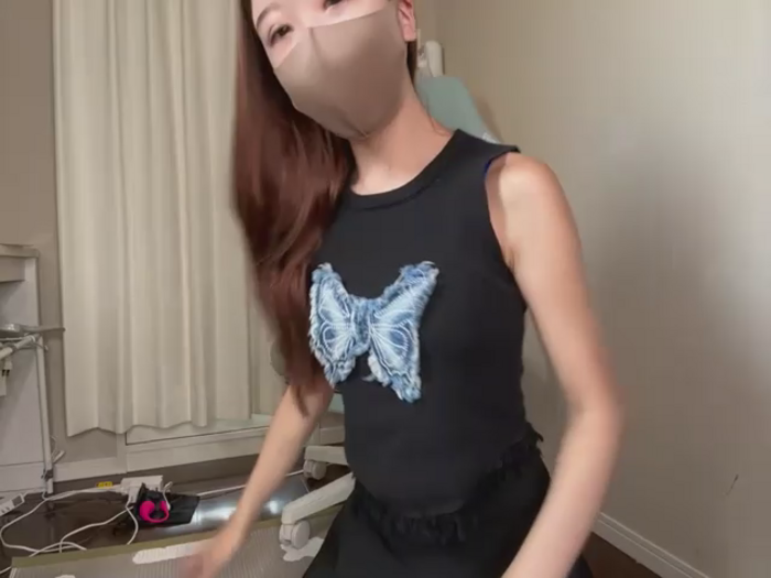 mina_cyan