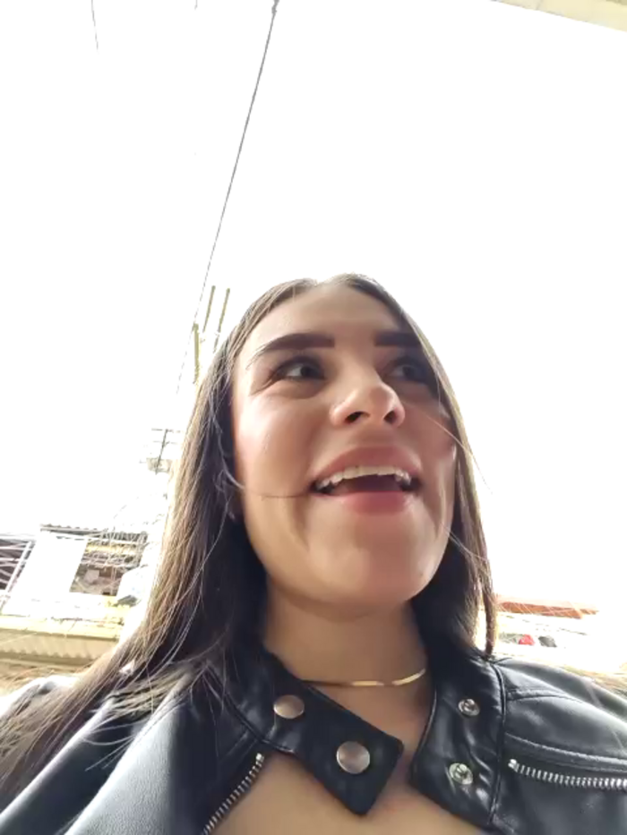 EMILY-07_