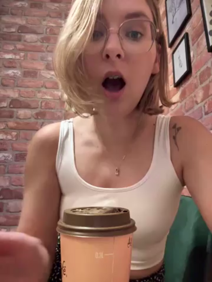 The_Snowwhitee