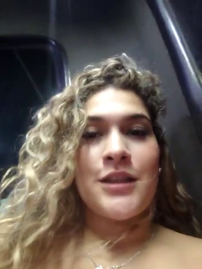 Sara_smiiith211
