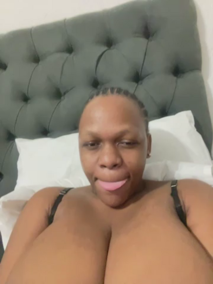 Boneca25