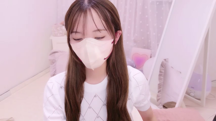 MOMONA_xo