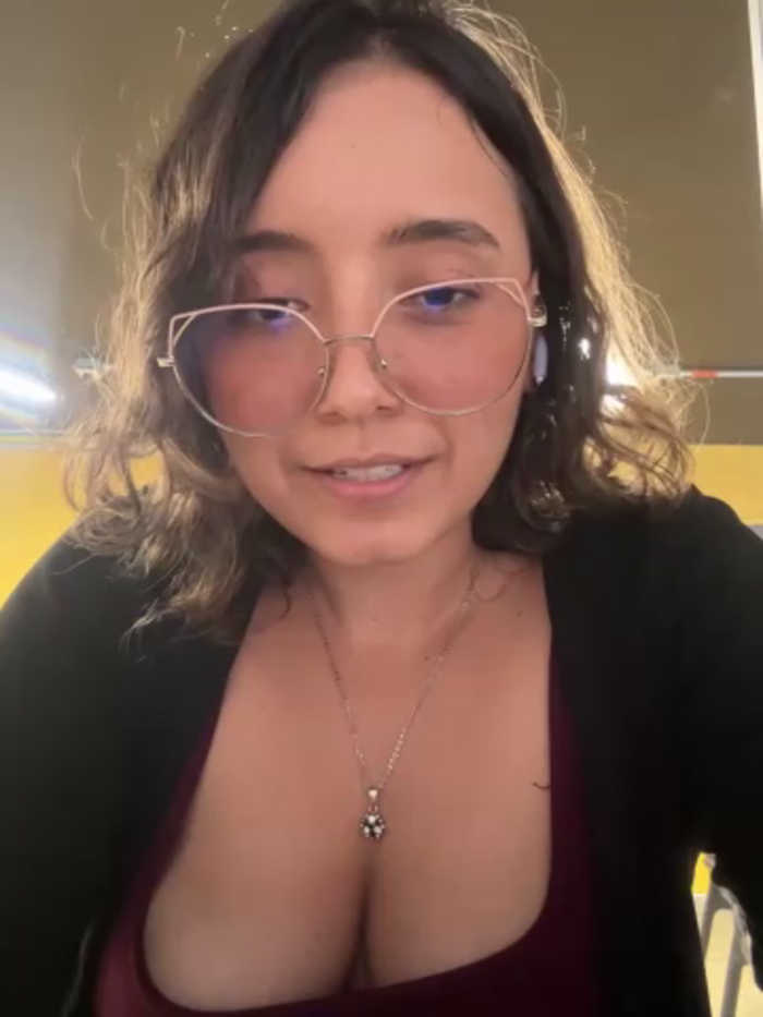 Kay_LustyWife