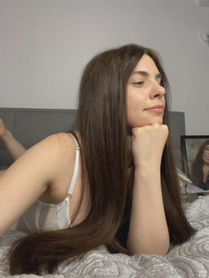 CurlyLara
