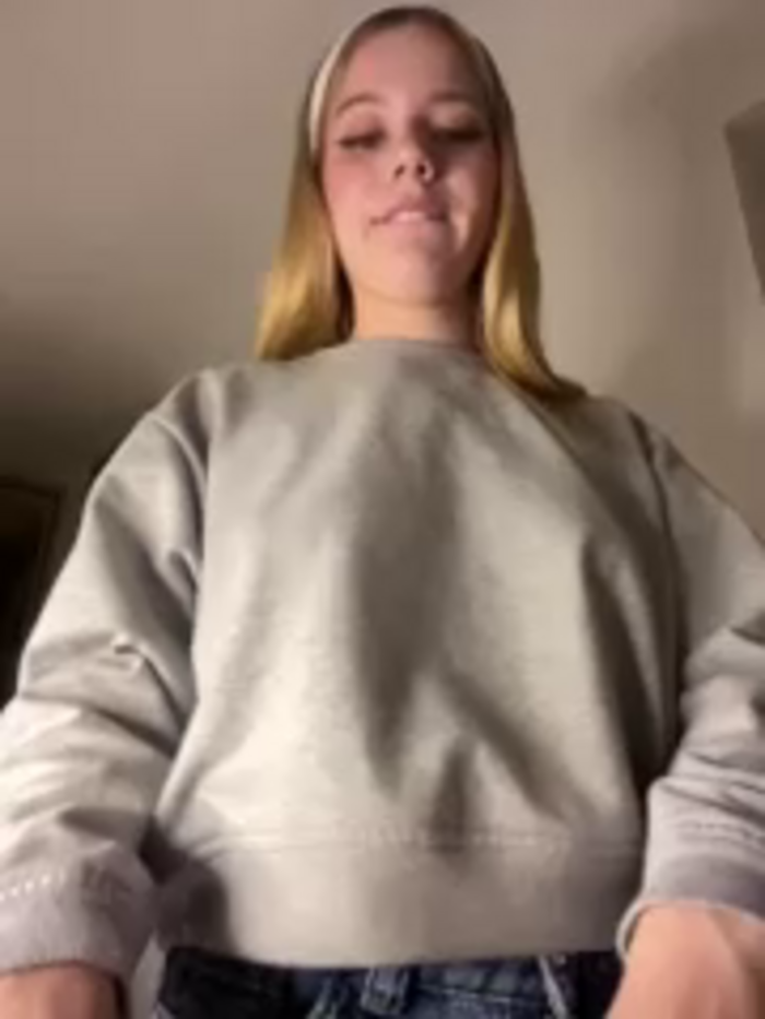 NicoleCut