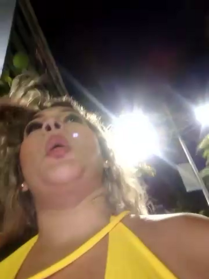 Sara_smiiith211