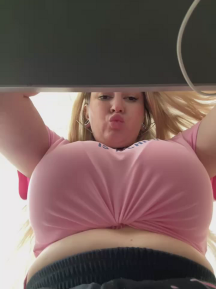 Teya_moon_