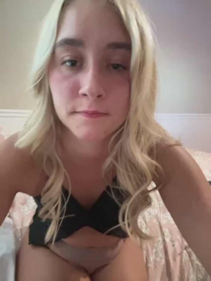 Kaylayoung12