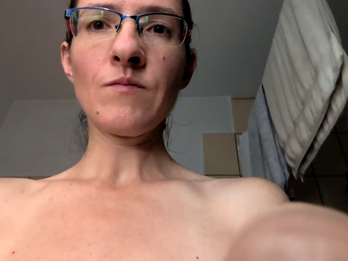Milky_hairy_mommy
