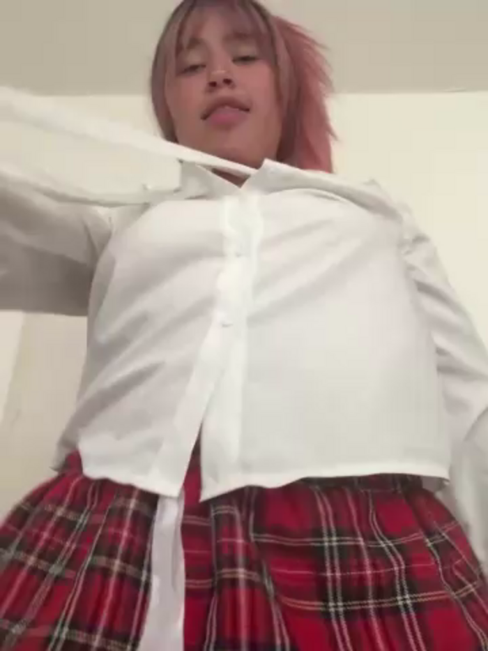 Valeriaa_Sc