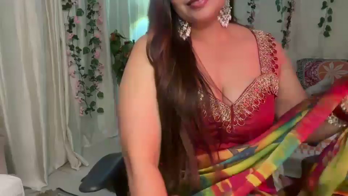 Mahimagic_doll