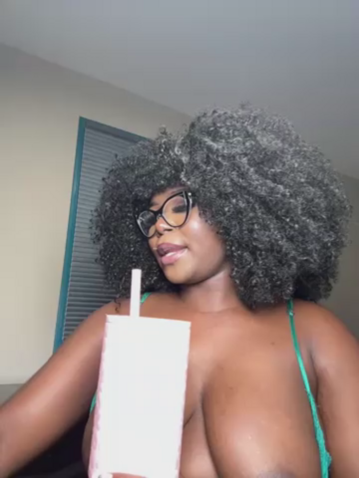 WomanNextdoor1