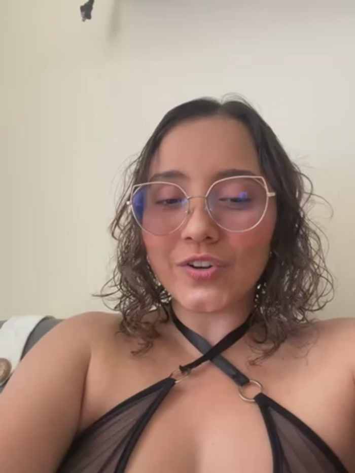Kay_LustyWife