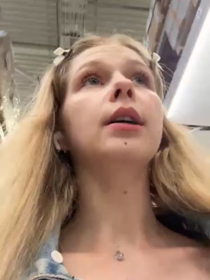 Julie_Cutie