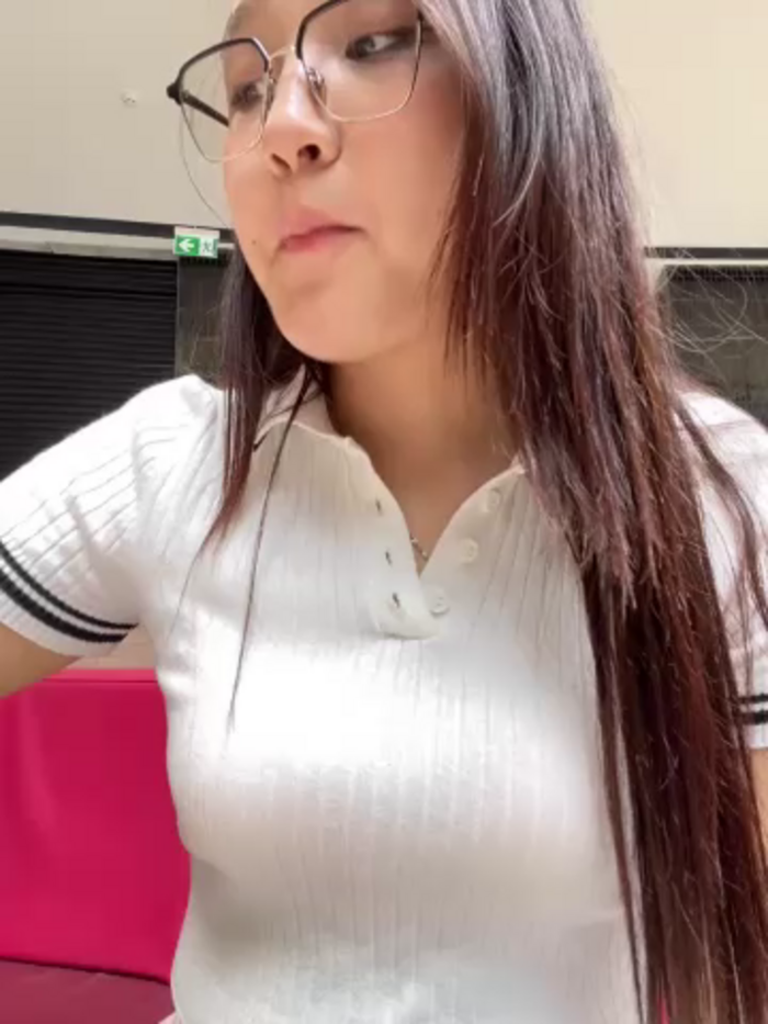 KissMeEva