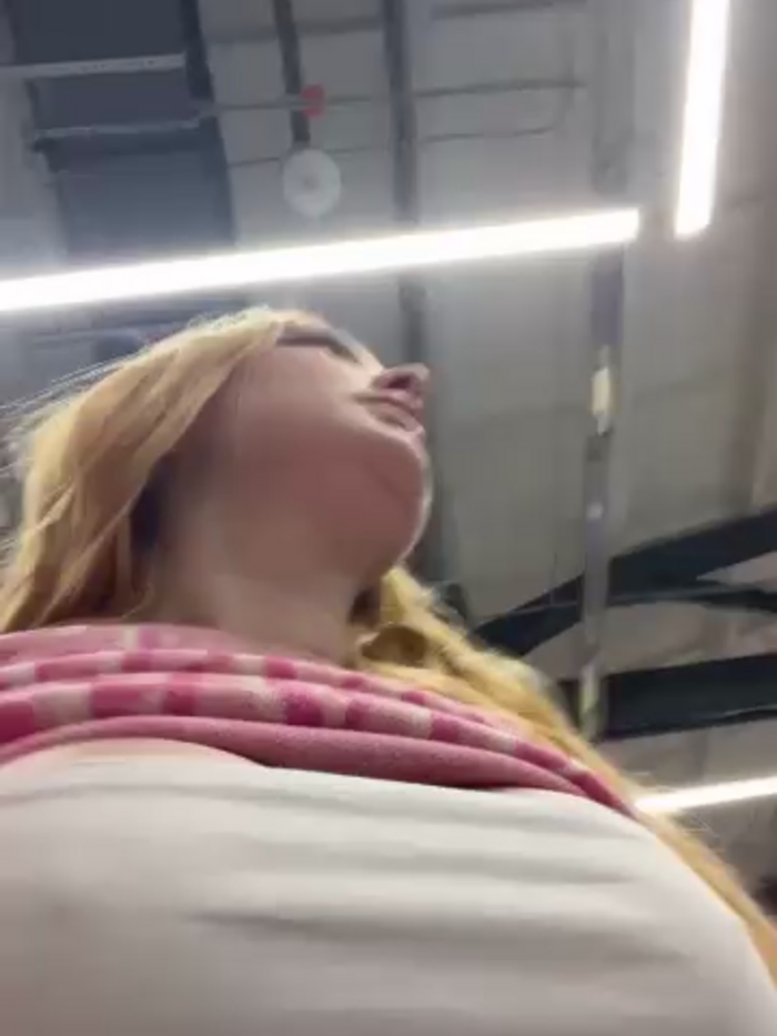AmmyHot