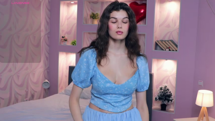 FloraDobb