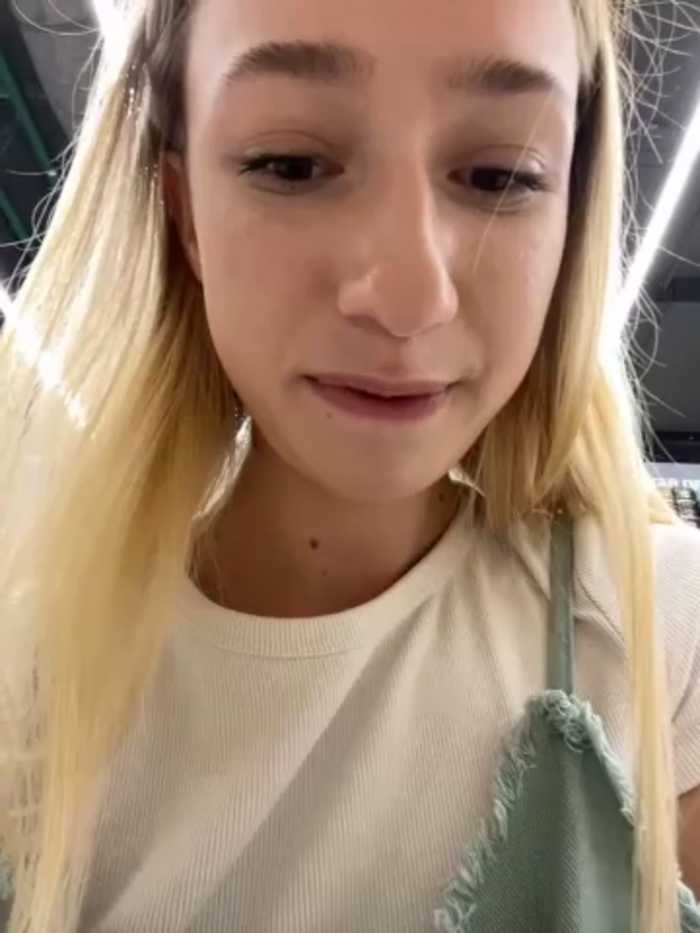 Lia__Love