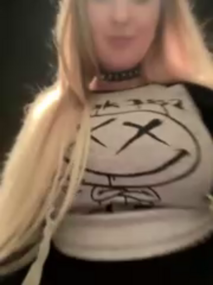 Teya_moon_