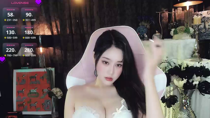 Alice-777