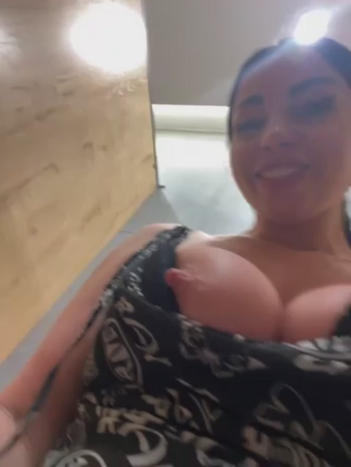 CrazzyChicks
