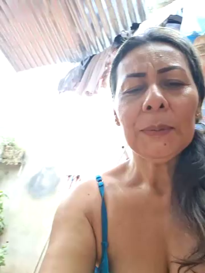 Mia-funny20