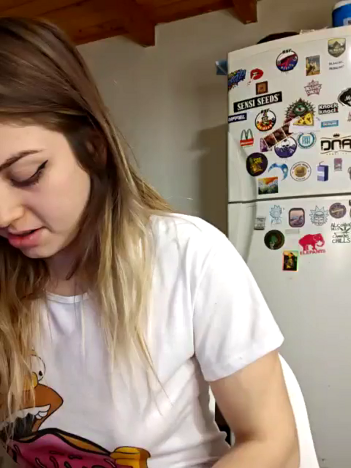 Elnonoykeila77