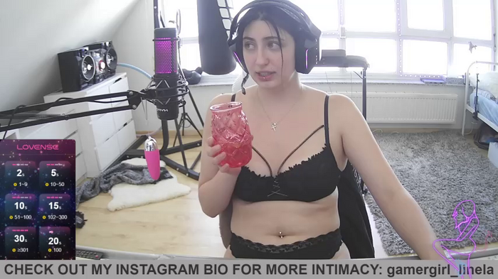 Gamergirl-Linela