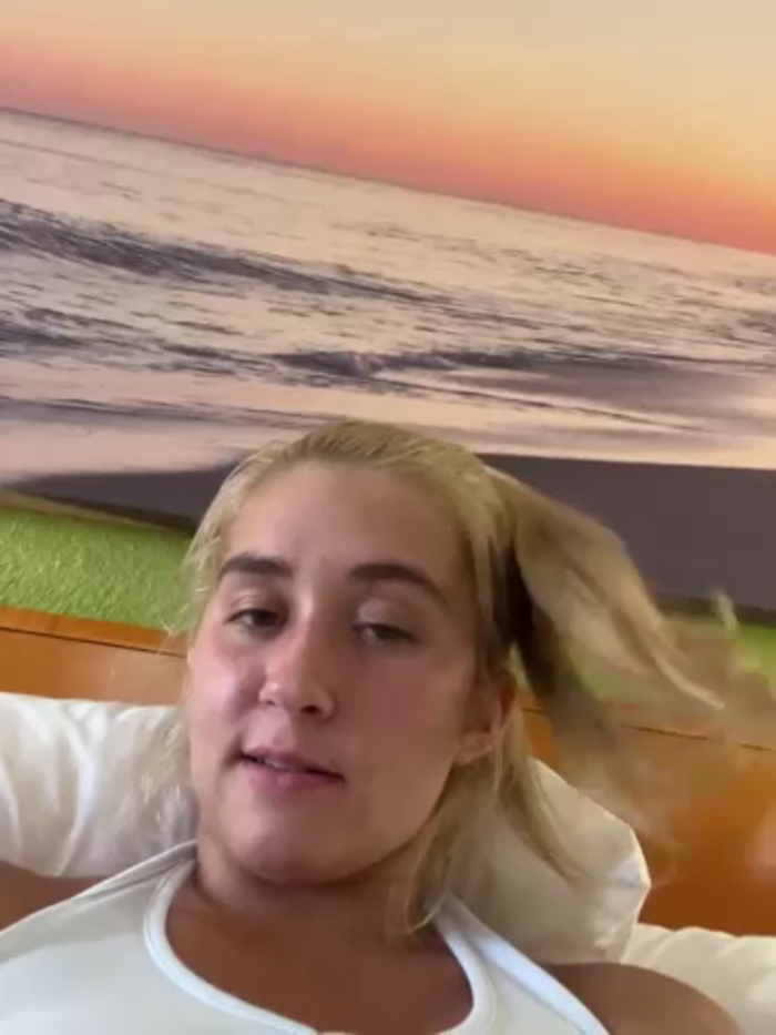 Kaylayoung12