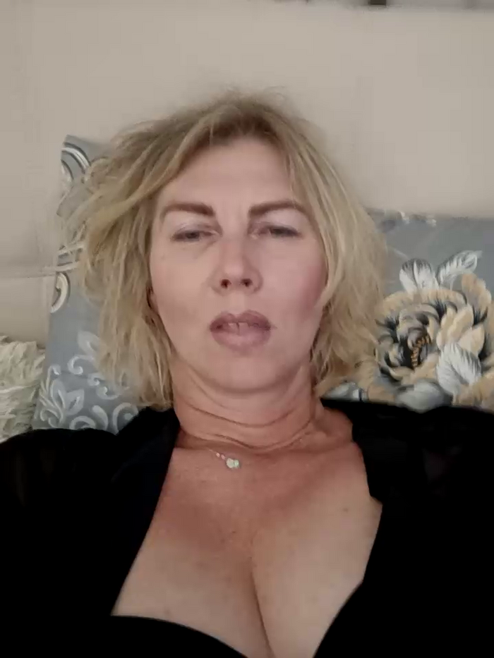 stellahere8