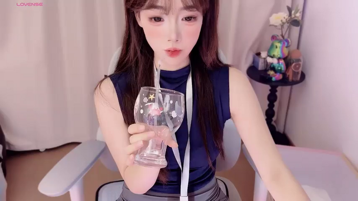 -ov-er-