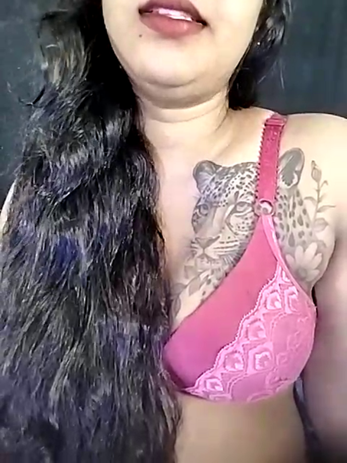 Sexy-Monikaa
