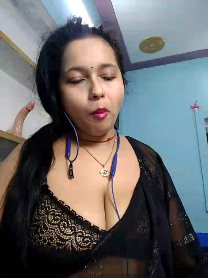 Sexy_Nelam