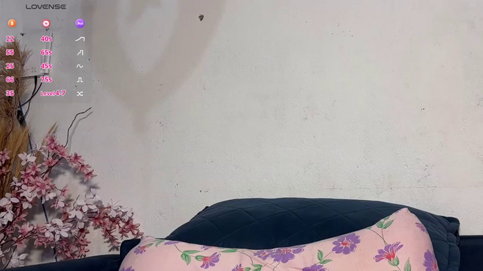 ---Red-haired-Fox---