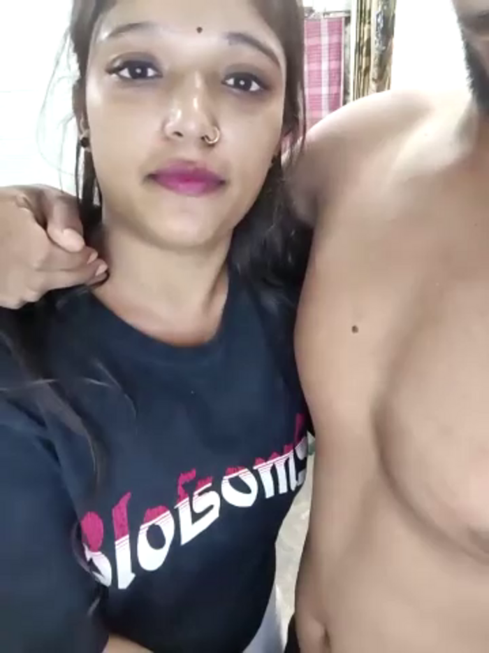 KISSING_QUEEN