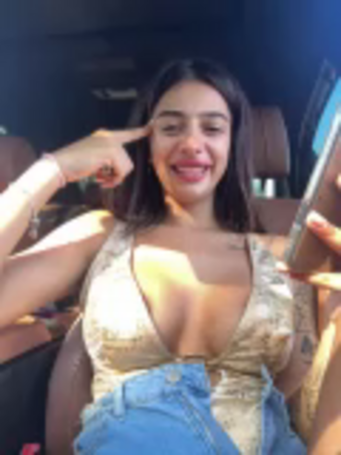 LaraVegas_
