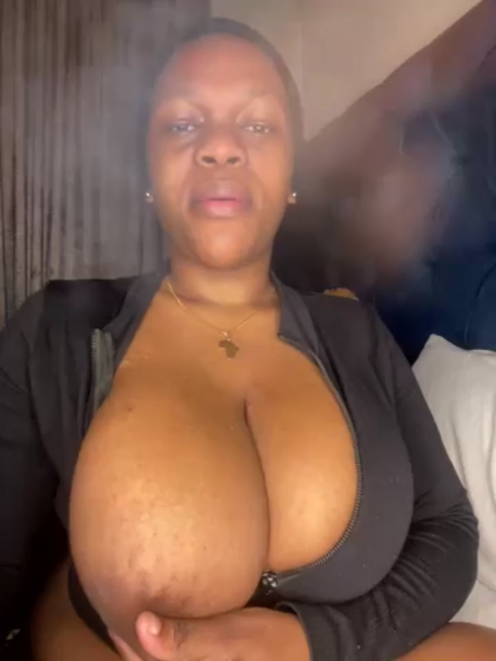 Boneca25