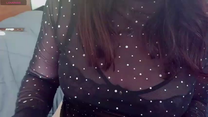 PlayfulcurvyyMilf
