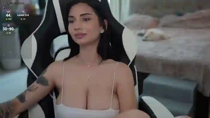 2025/07/02/stripchat-lindawarners-07-54-20