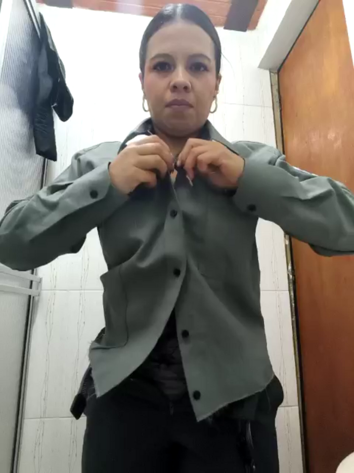 Ariana-07
