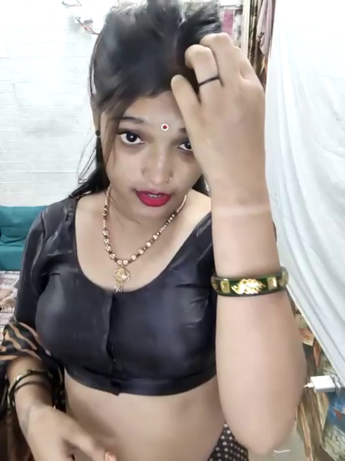 KISSING_QUEEN