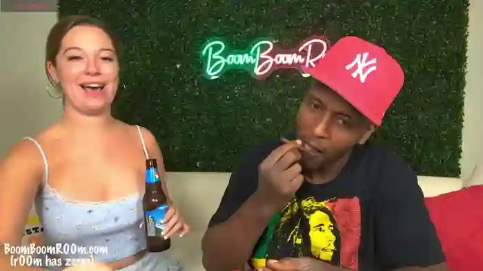 2025/07/03/stripchat-boomboomr00m-03-31-18