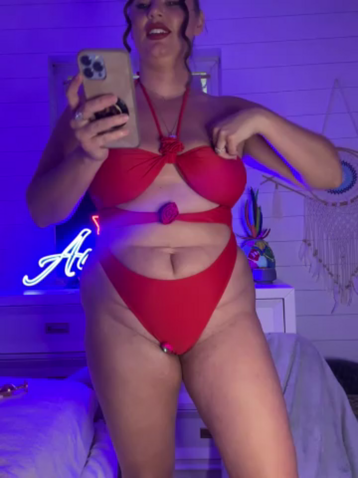 lovely_beast