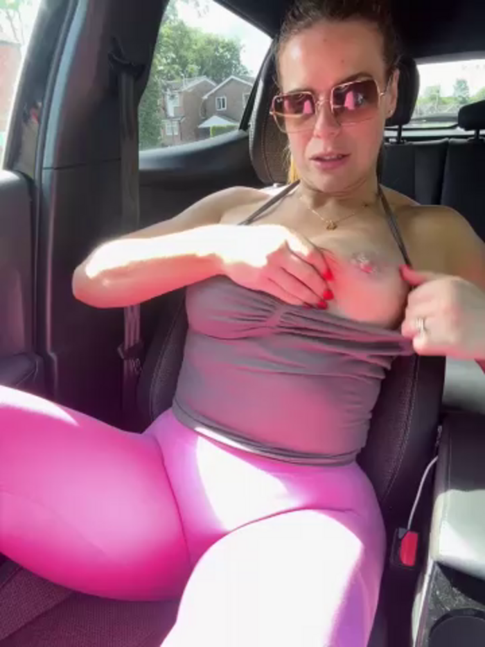 oliviafranciis