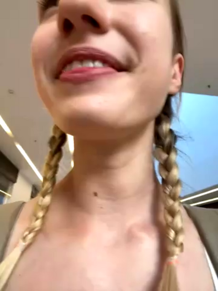 Lia__Love