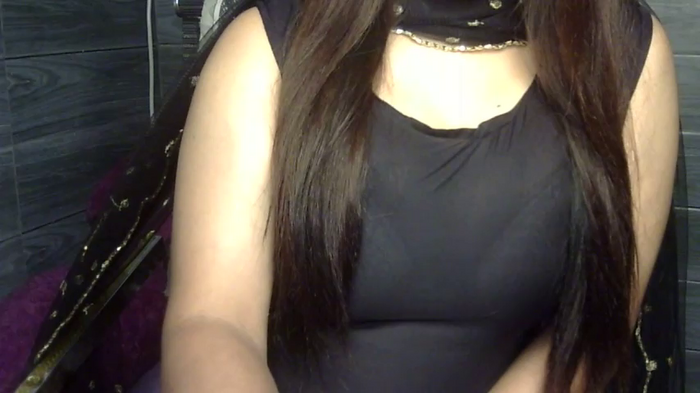 Naughty-Riya