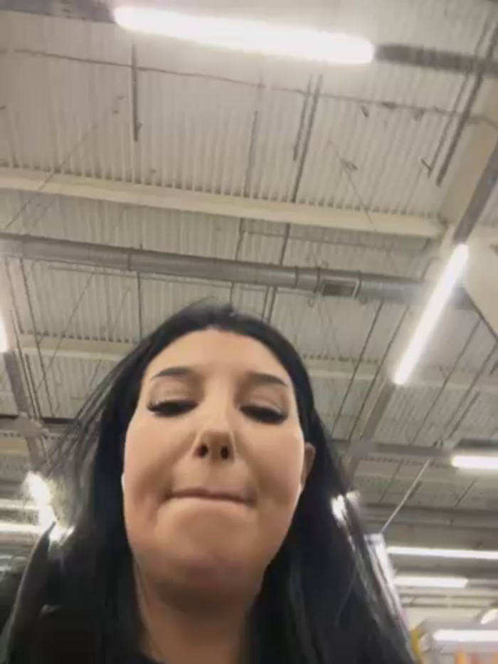Tisha_Busty