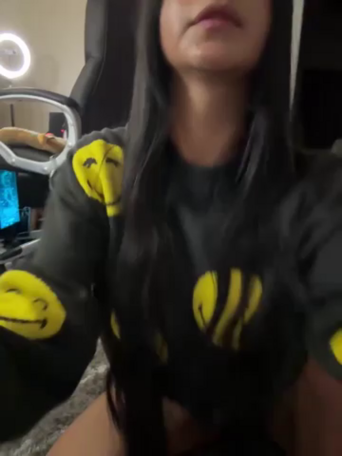 aly_golden_